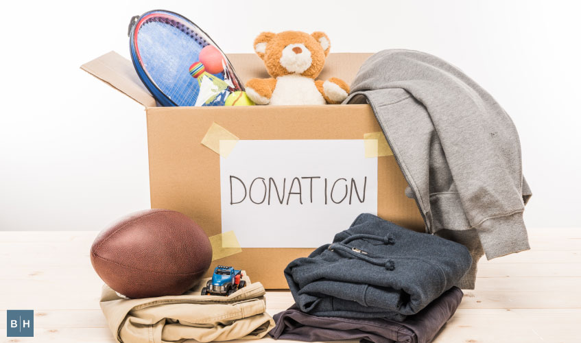 What to Donate or Throw Away